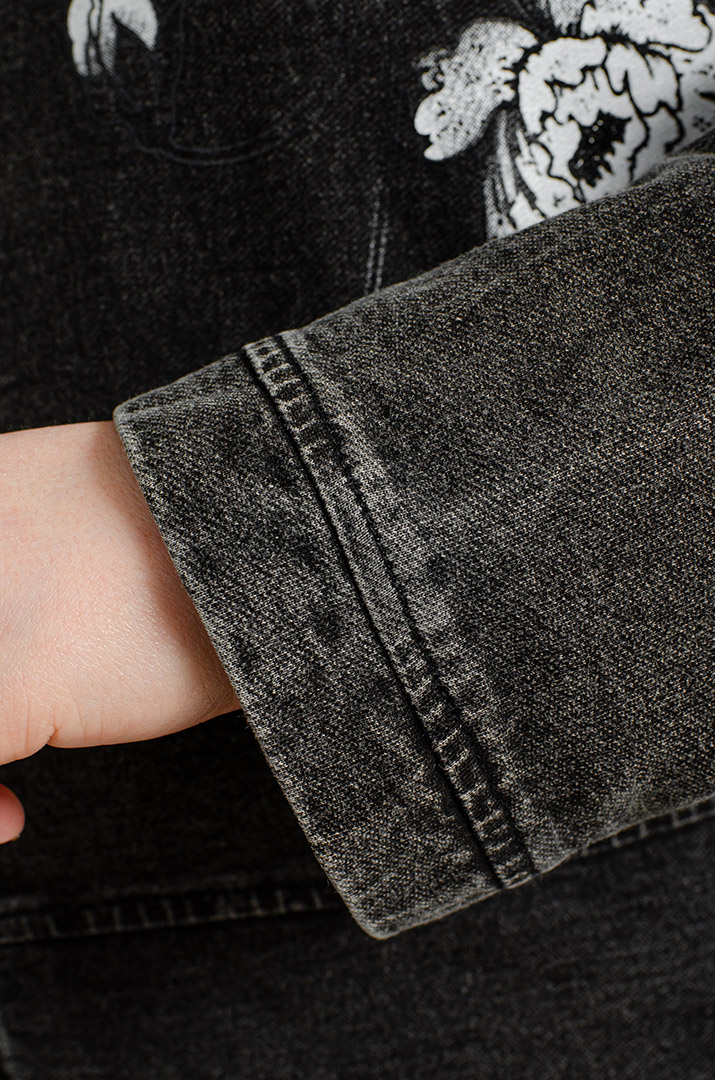 Куртка джинсова з квітковим принтом великих розмірів