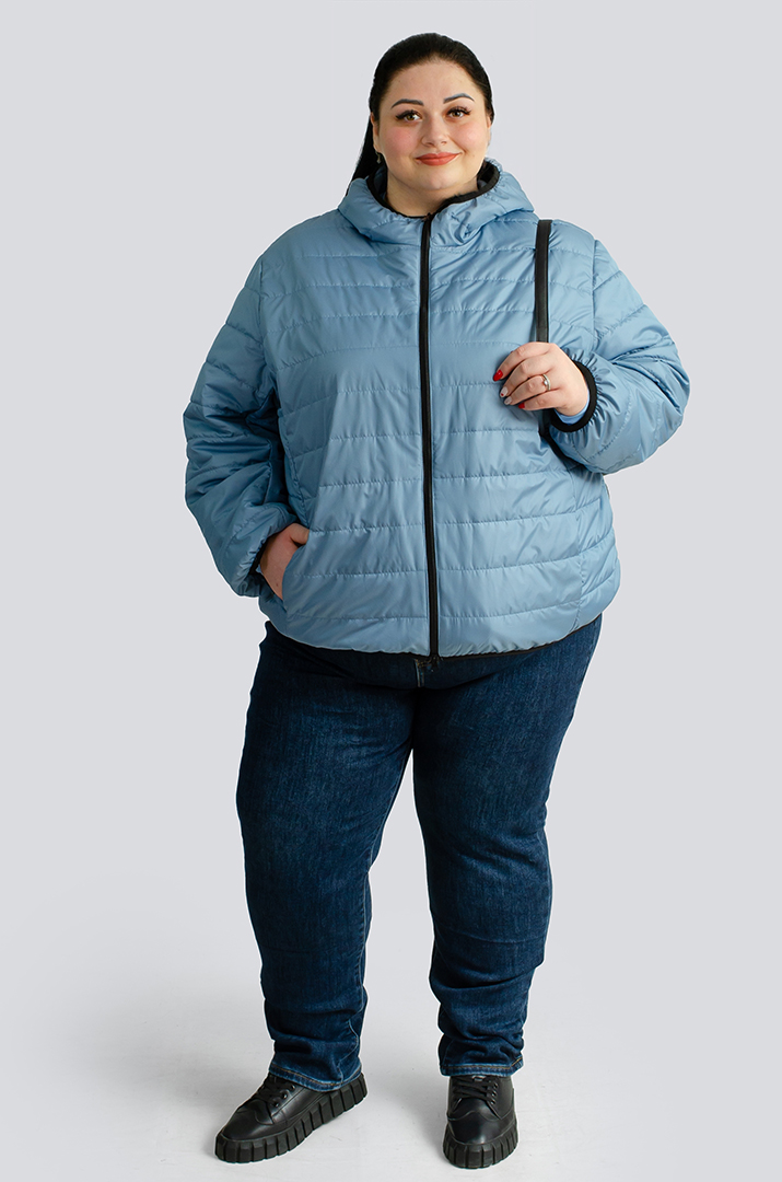 Стьобана коротка куртка великих розмірів