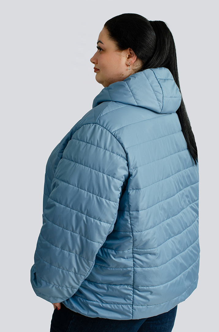 Стьобана коротка куртка великих розмірів