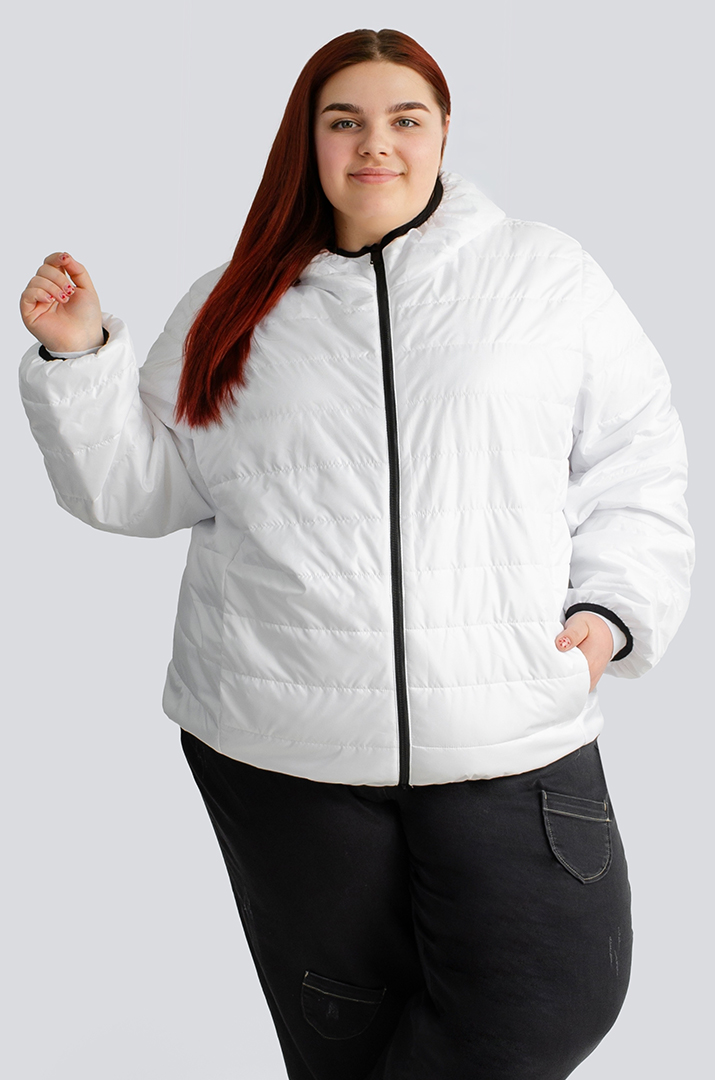 Стьобана коротка куртка великих розмірів