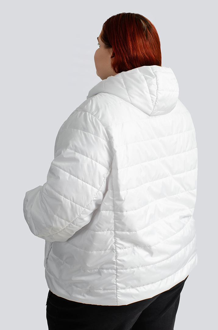 Стьобана коротка куртка великих розмірів