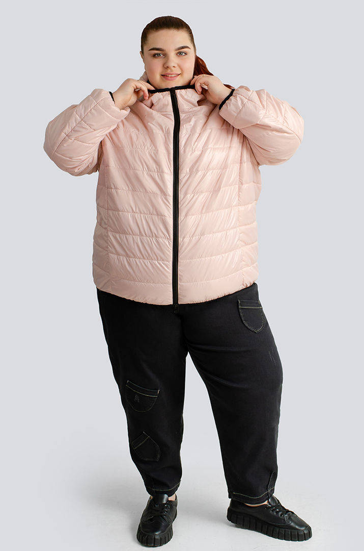 Стьобана коротка куртка великих розмірів