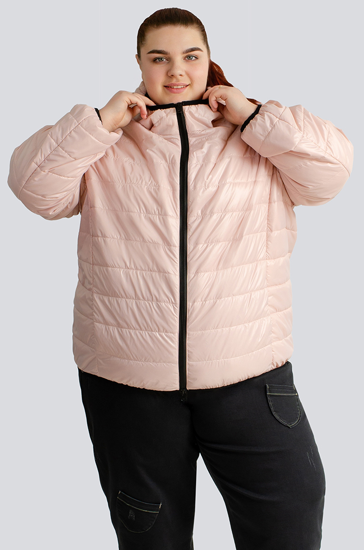 Стьобана коротка куртка великих розмірів