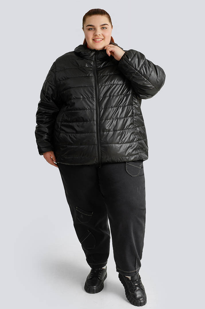 Стьобана коротка куртка великих розмірів