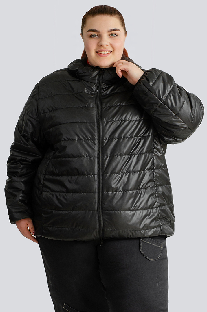 Стьобана коротка куртка великих розмірів