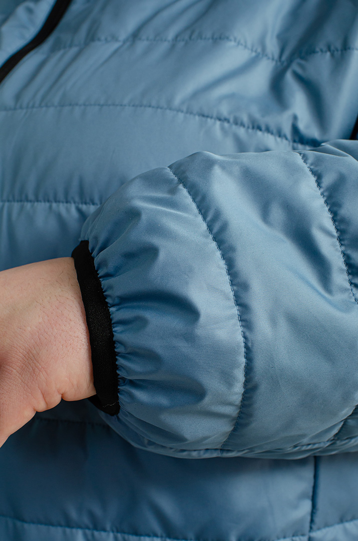 Стьобана коротка куртка великих розмірів