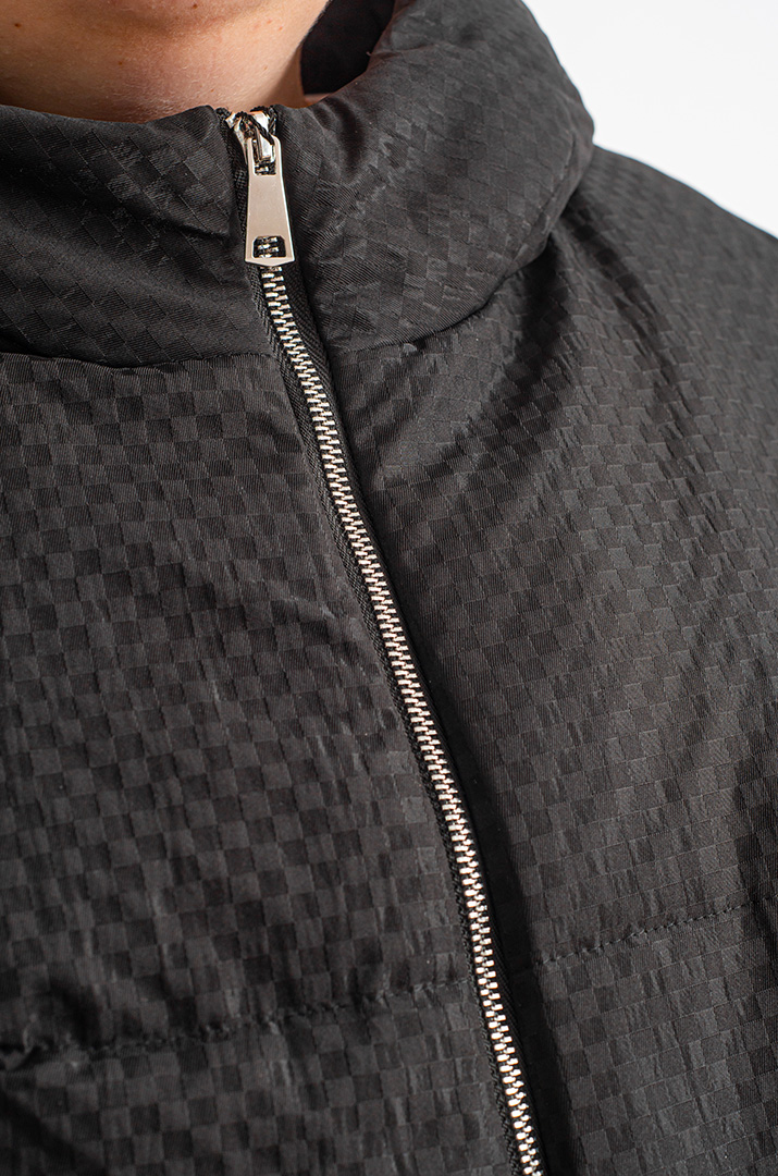 Куртка коротка з графічним принтом великих розмірім