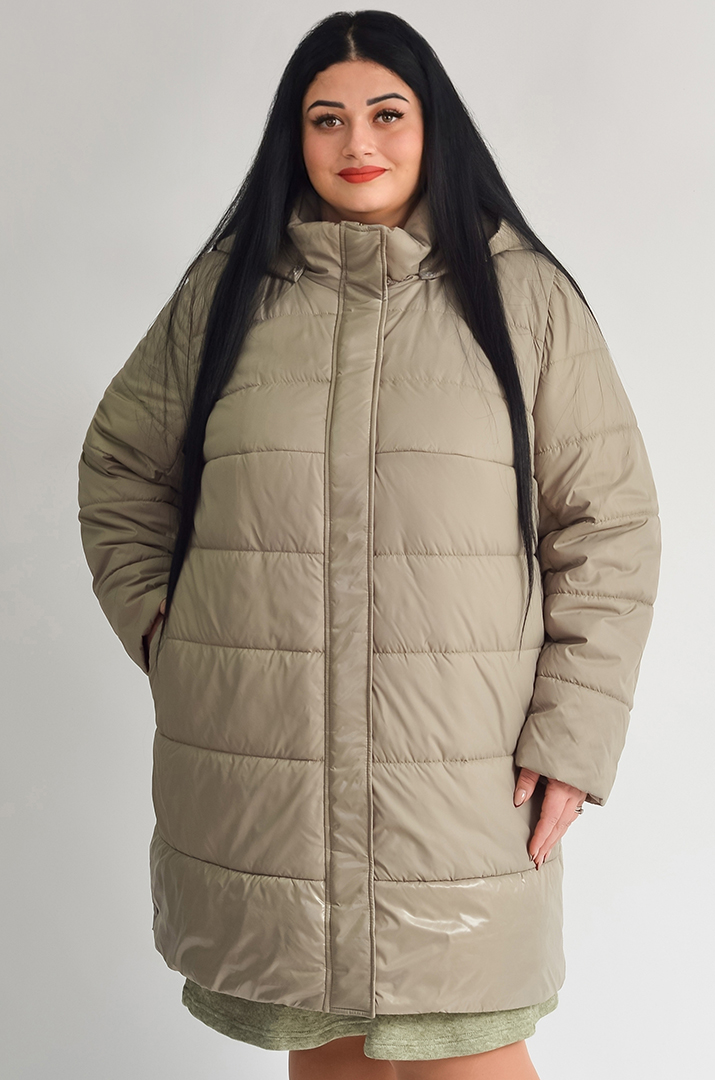 Куртка зимова з капюшоном і боковими кнопками великих розмірів