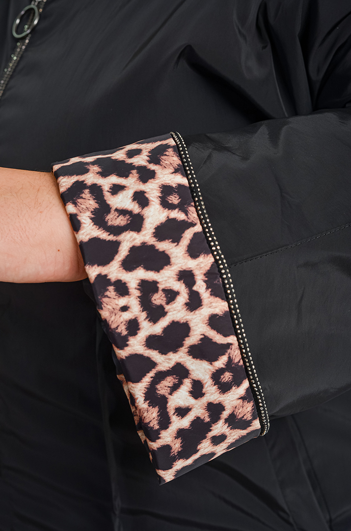 Довга куртка з капюшоном та регульованою талією великих розмірів