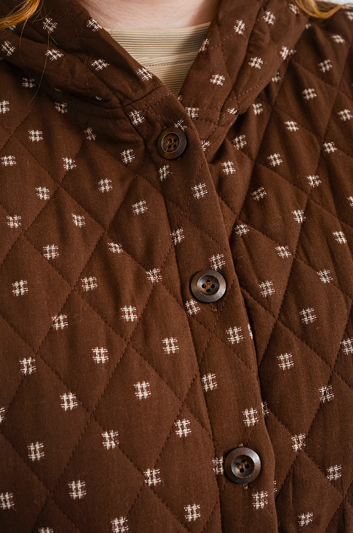 Куртка с капюшоном и регулируемым низом больших размеров