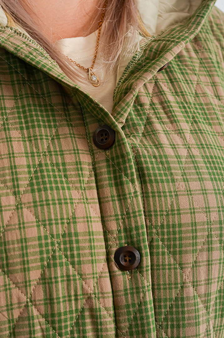 Куртка с капюшоном и регулируемым низом больших размеров