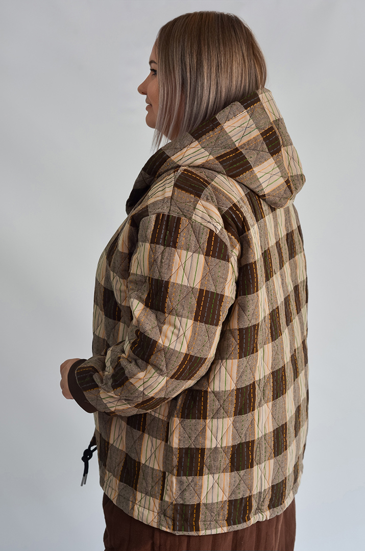 Куртка с капюшоном и регулируемым низом больших размеров