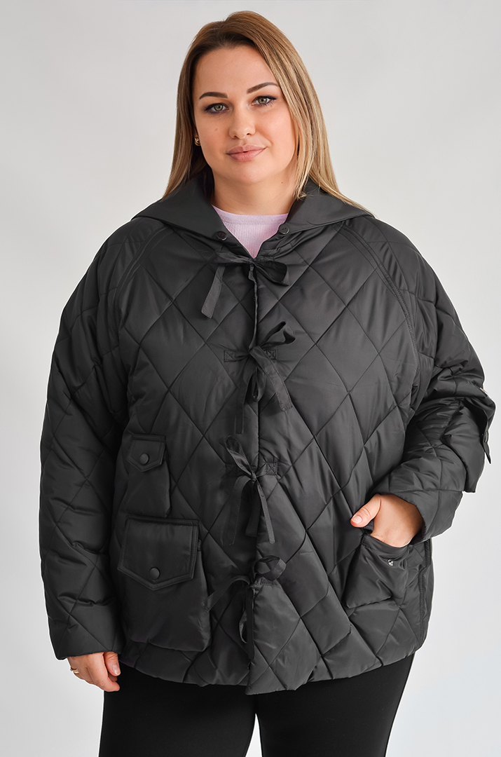 Куртка зі знімним хутром і стильними накладними кишенями великих розмірів