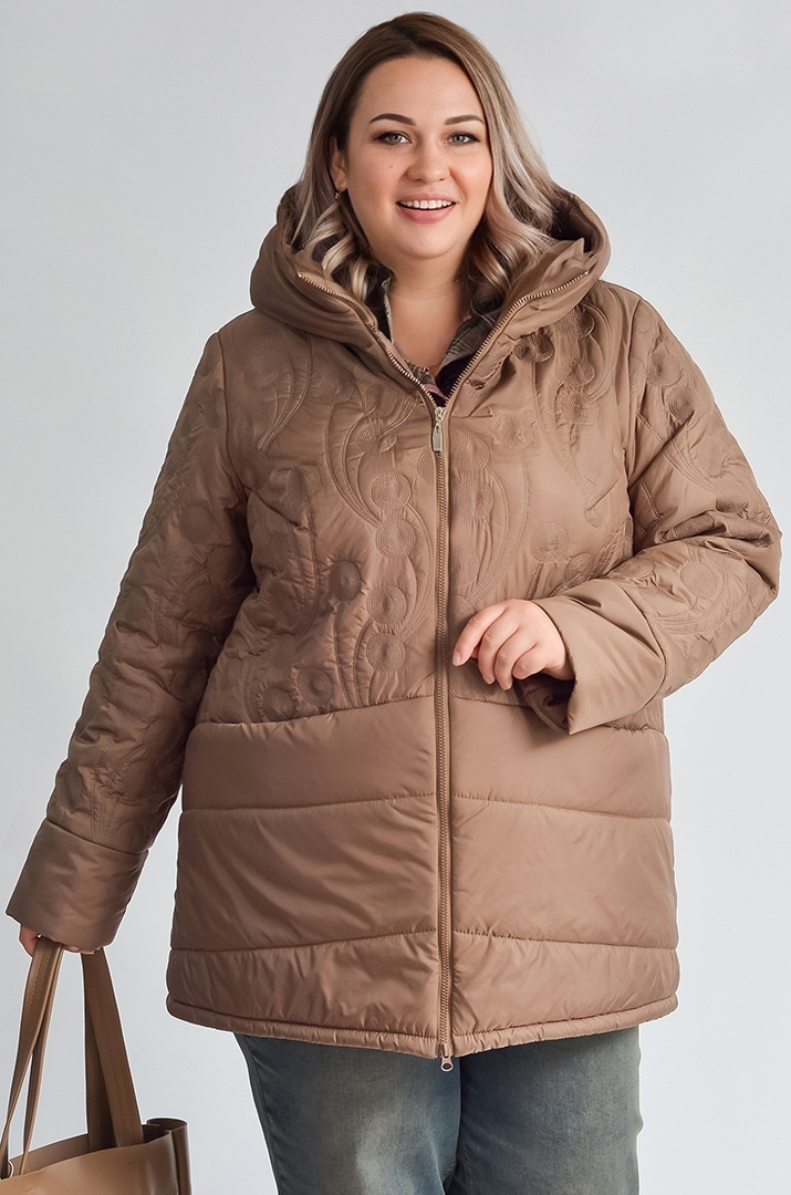 Куртка трапеція з рельєфною вишивкою великих розмірів