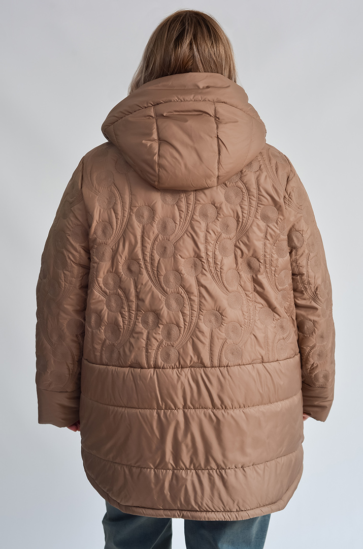 Куртка трапеція з рельєфною вишивкою великих розмірів