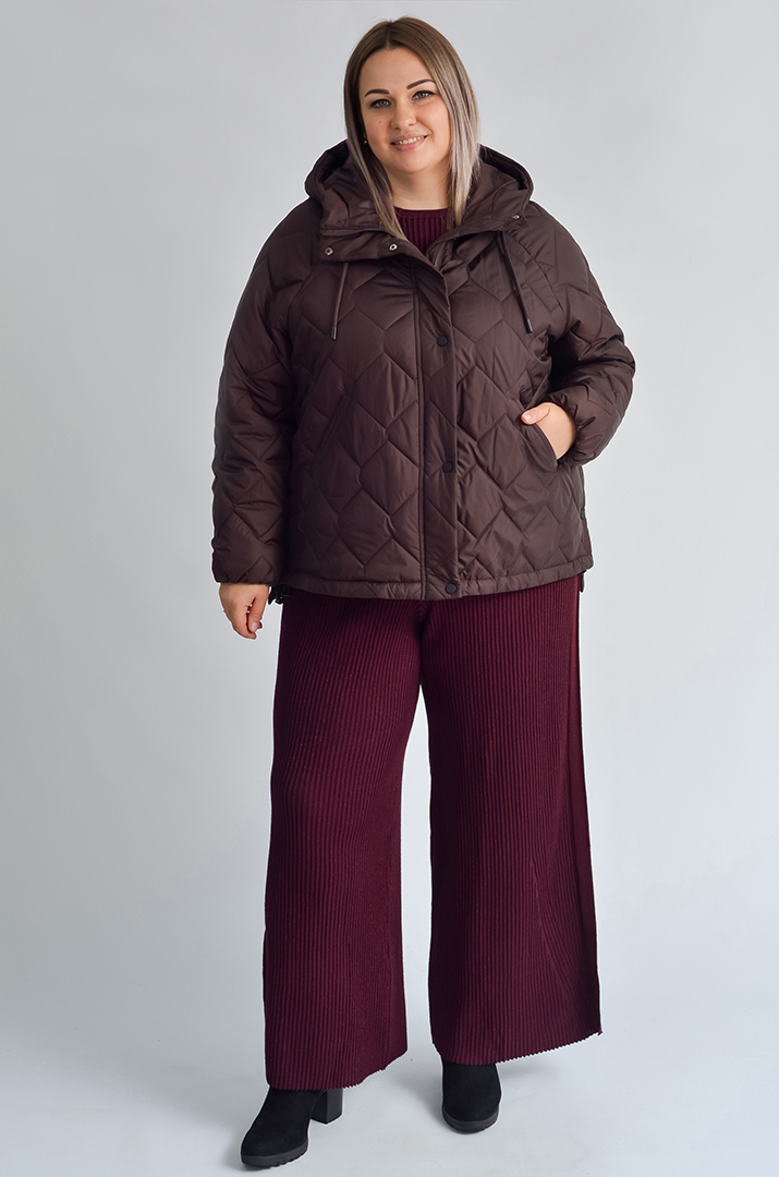 Стьобана куртка прямого силуету з капюшоном великих розмірів