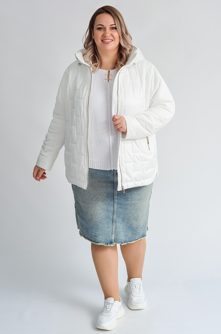 Куртка з комбінованими фактурами великих розмірів