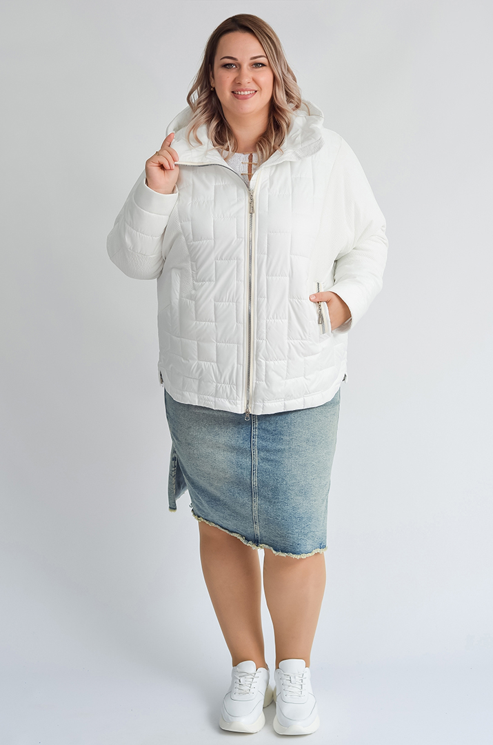 Куртка з комбінованими фактурами великих розмірів