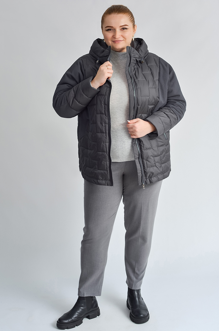 Куртка з комбінованими фактурами великих розмірів