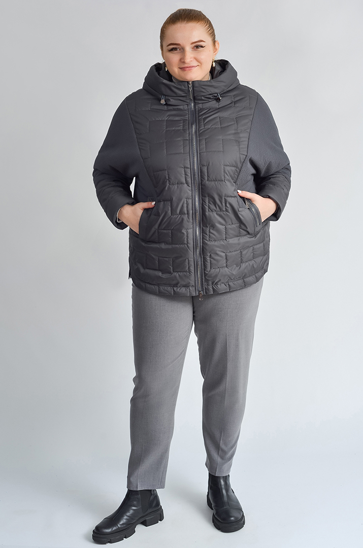 Куртка з комбінованими фактурами великих розмірів