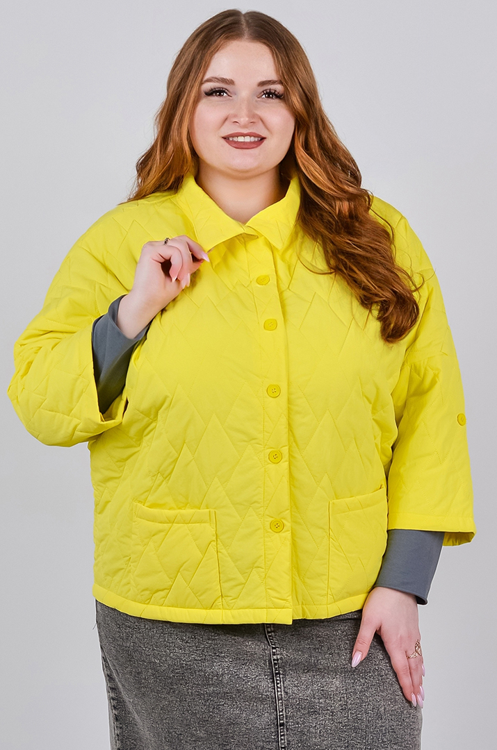 Куртка коротка зі стьобаною фактурою та з накладними кишенями великих розмірів