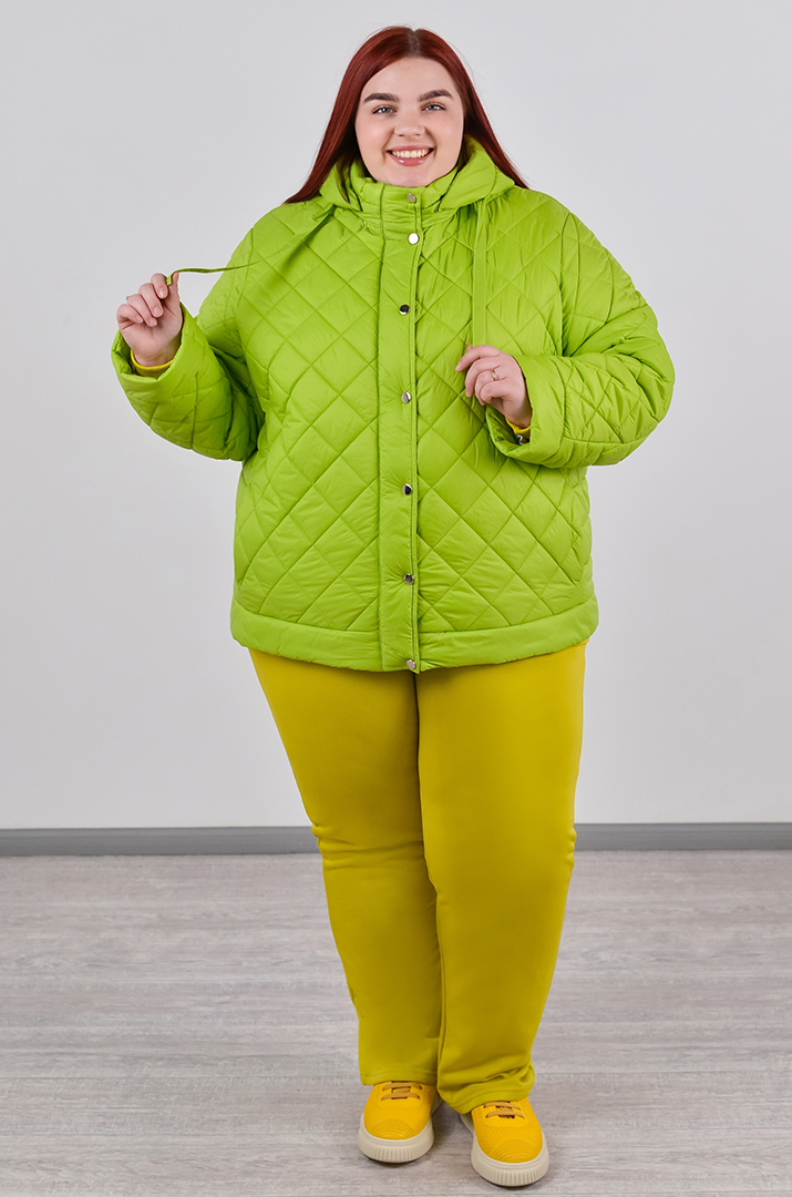 Куртка коротка з ромбовою стібкою та комбінованою застібкою великих розмірів