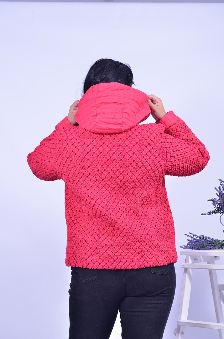 Куртка демі коротка стьобана супер батал