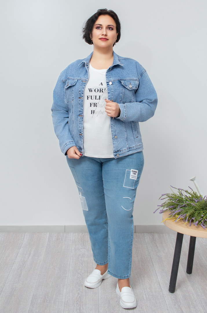 Лепень джинсовый с декором на спине супер батал