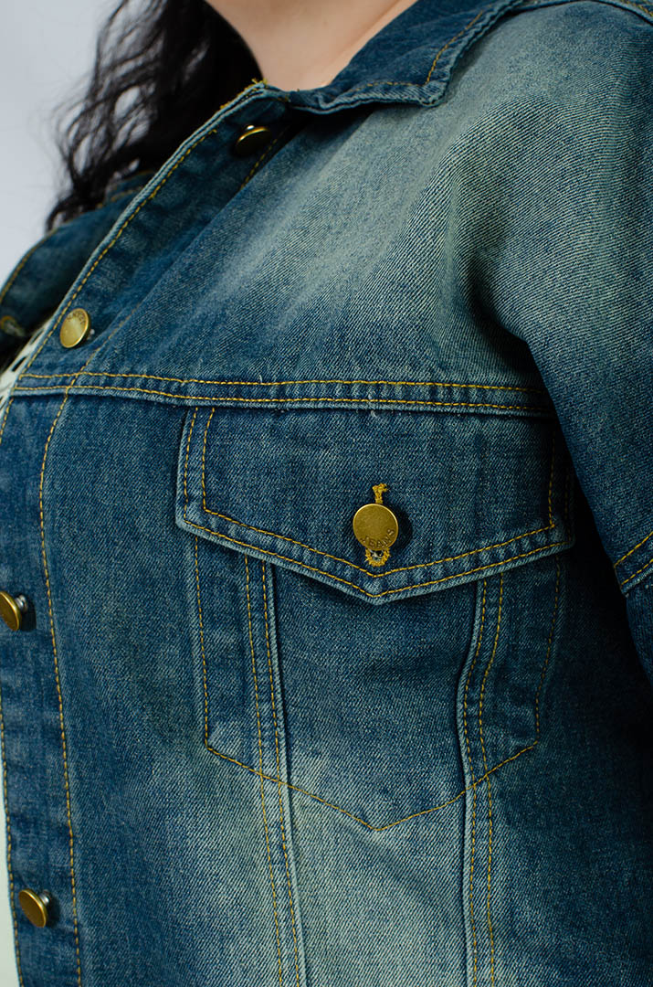 Стильна джинсова куртка великих розмірів