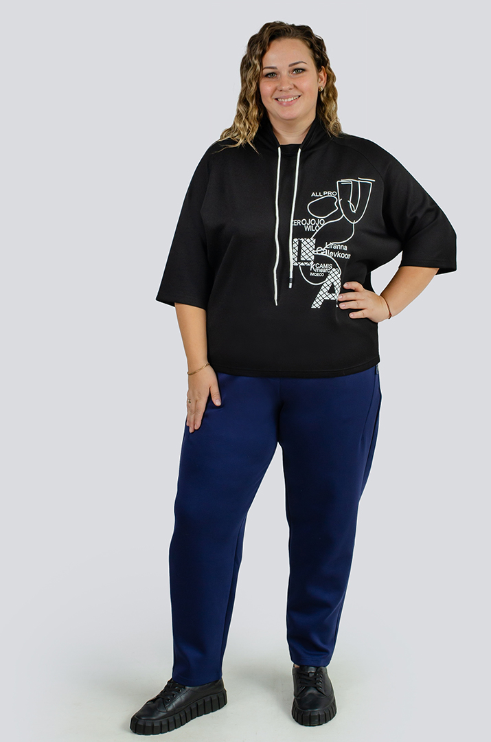 Свитшот черный со шнуровкой больших размеров