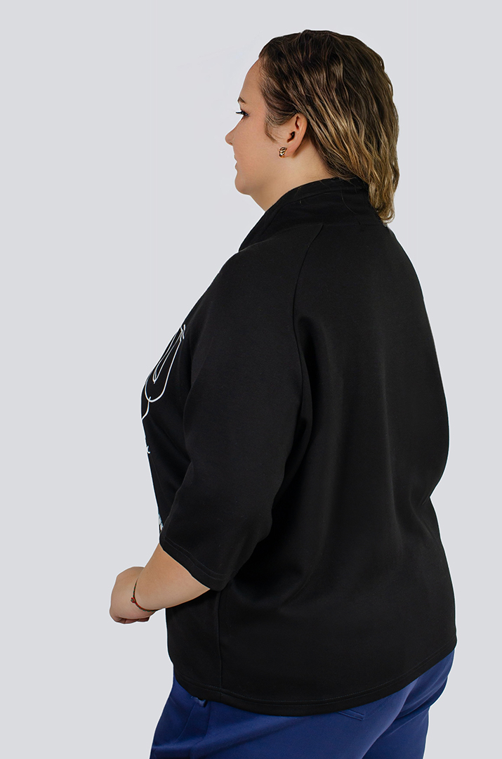 Свитшот черный со шнуровкой больших размеров