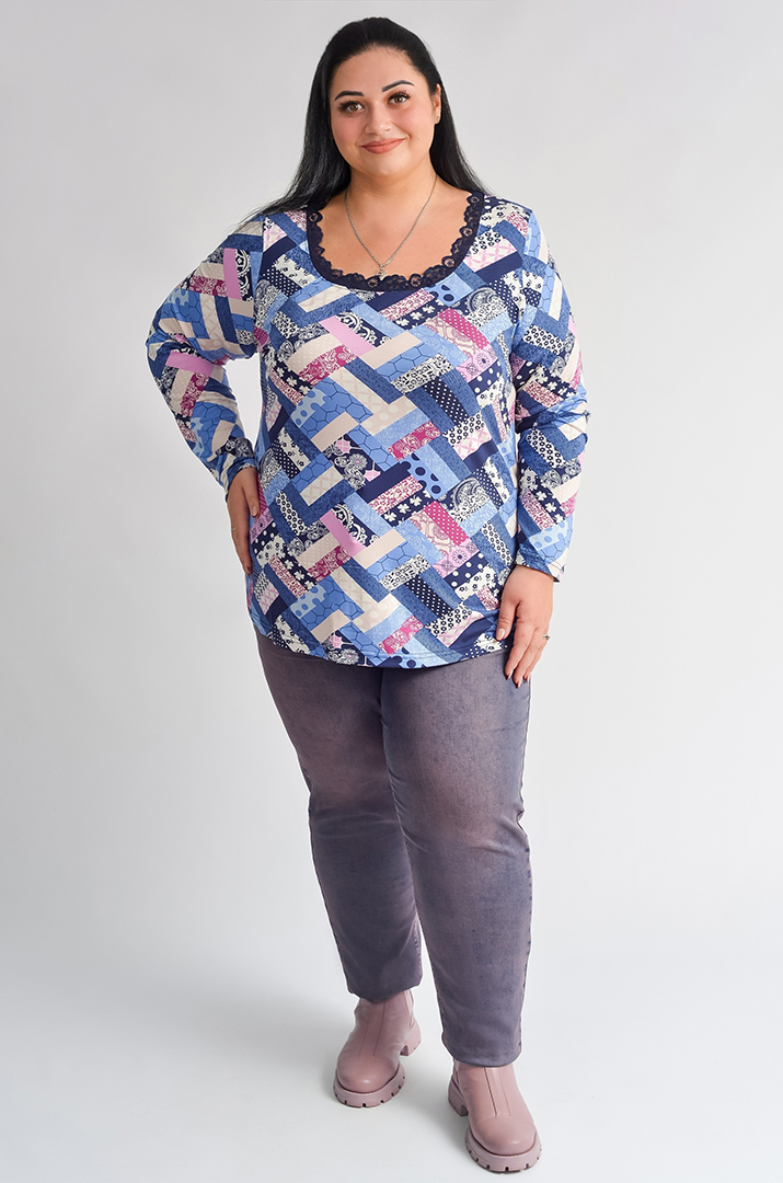 Трикотажний лонгслів із мереживним декором великих розмірів