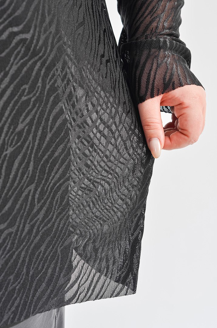 Лонгслів-двійка з абстрактним хвилястим візерунком великих розмірів