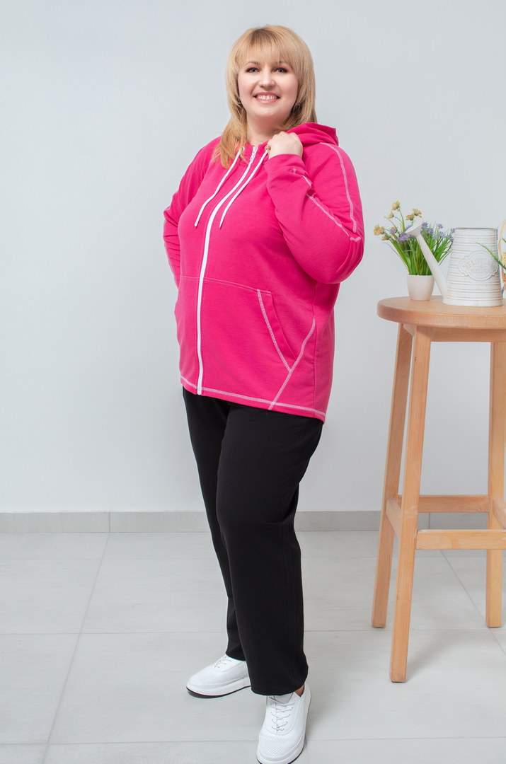 Яскрава всесезонна мастерка супер батал