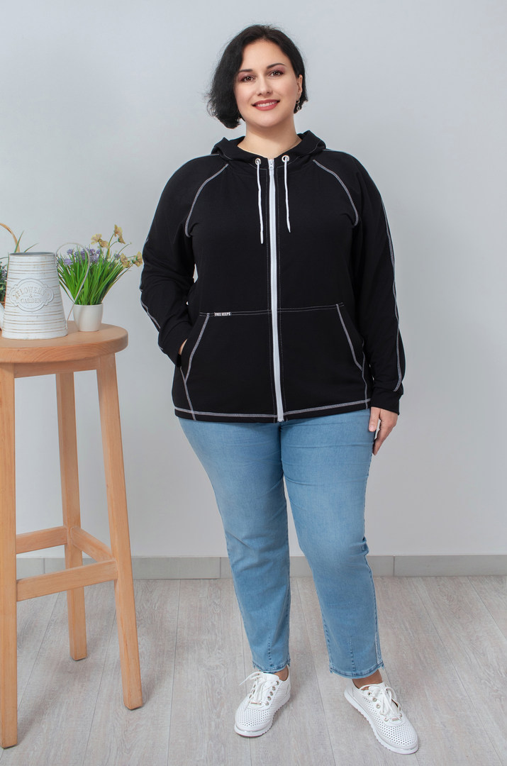 Яскрава всесезонна мастерка супер батал