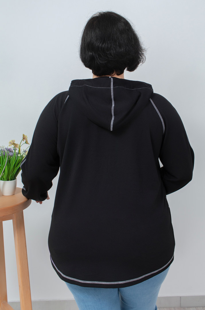 Яскрава всесезонна мастерка супер батал