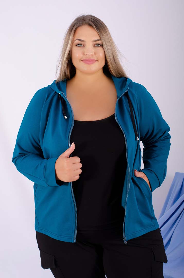 Яскрава всесезонна мастерка супер батал