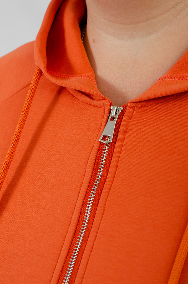 Трикотажна мастерка з кишенею-кенгуру великих розмірів