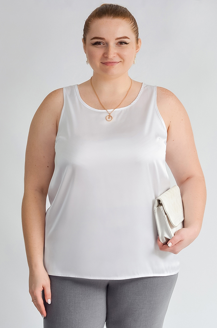 Майка атласная с широкими бретелями больших размеров