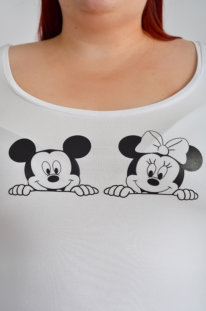 Майка коротка з мультяшними героями великих розмірів