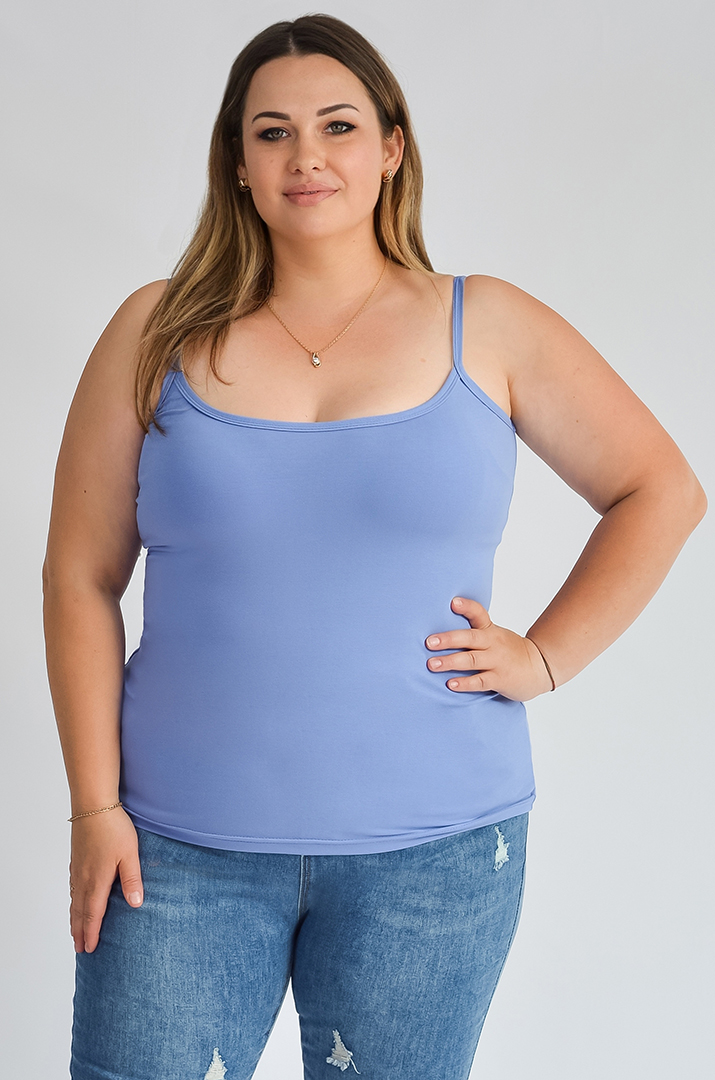 Майка коротка на тонких бретелях великих розмірів