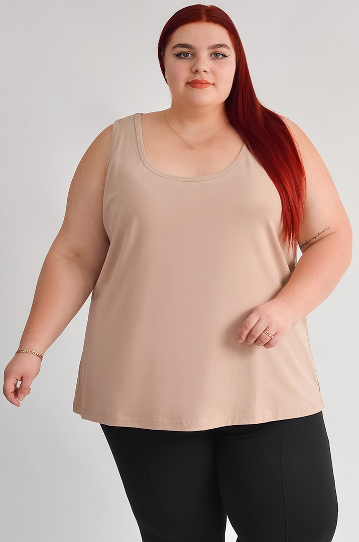 Однотонна базова майка великих розмірів