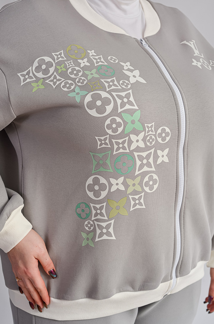 Тепла мастерка з флісової тринитки зі стильним принтом великих розмірів