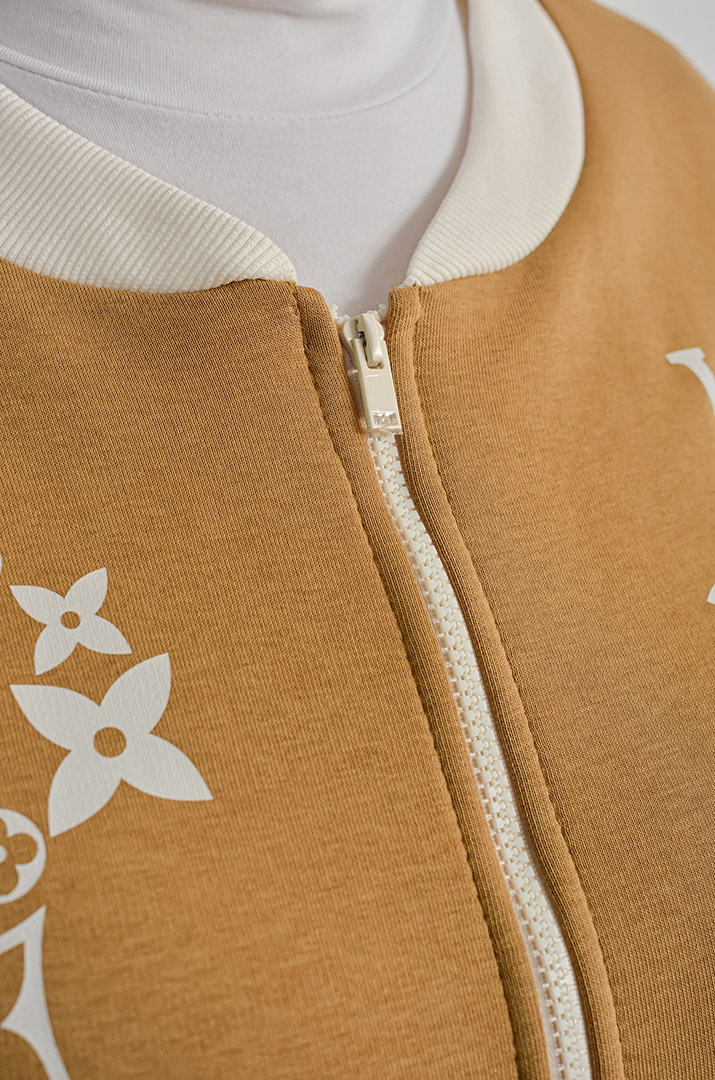 Тепла мастерка з флісової тринитки зі стильним принтом великих розмірів