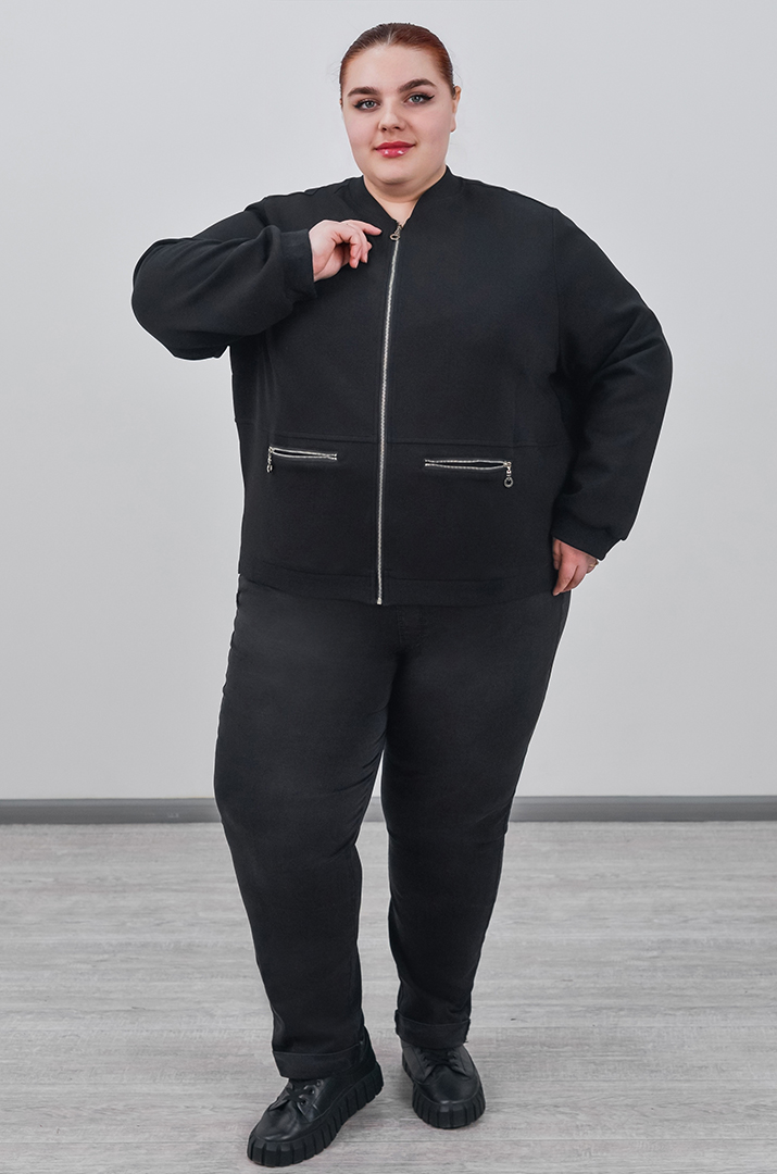 Стильна трикотажна мастерка з кишенями на блискавці великих розмірів