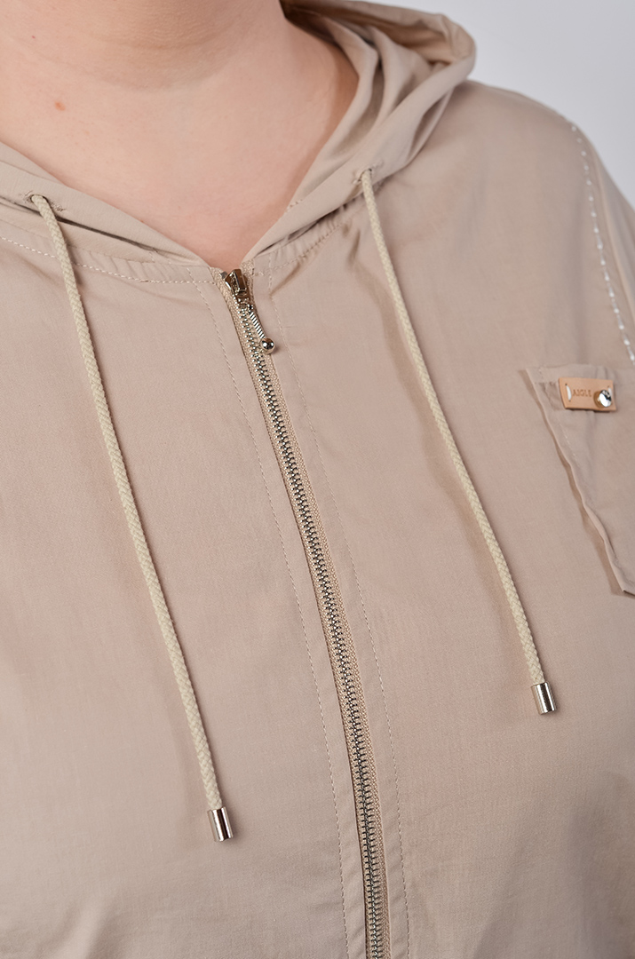 Мастерка однотонного цвета с белой строчкой больших размеров