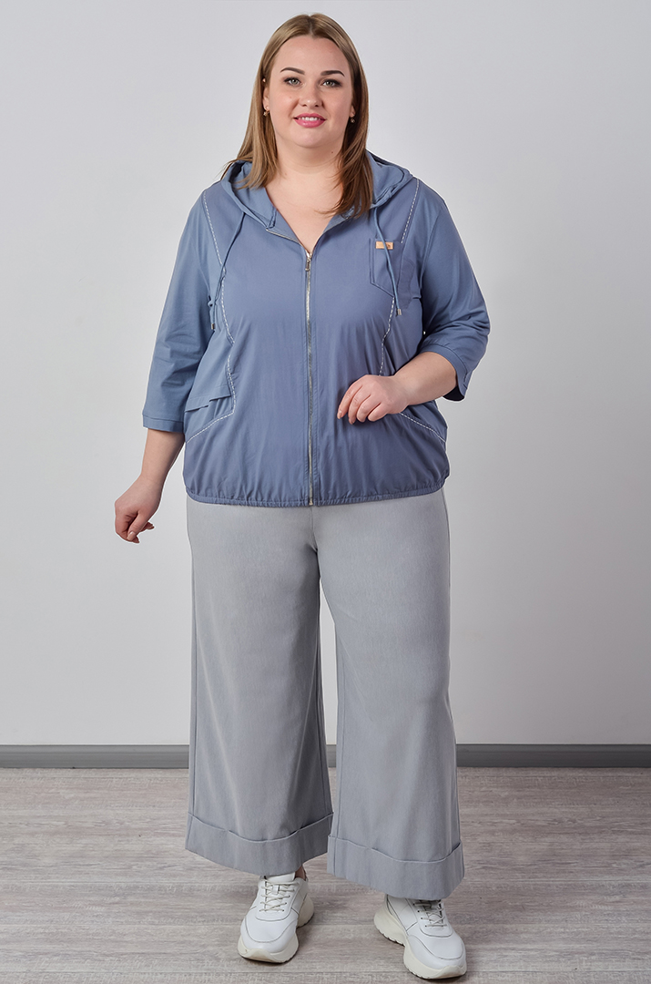 Мастерка однотонного цвета с белой строчкой больших размеров