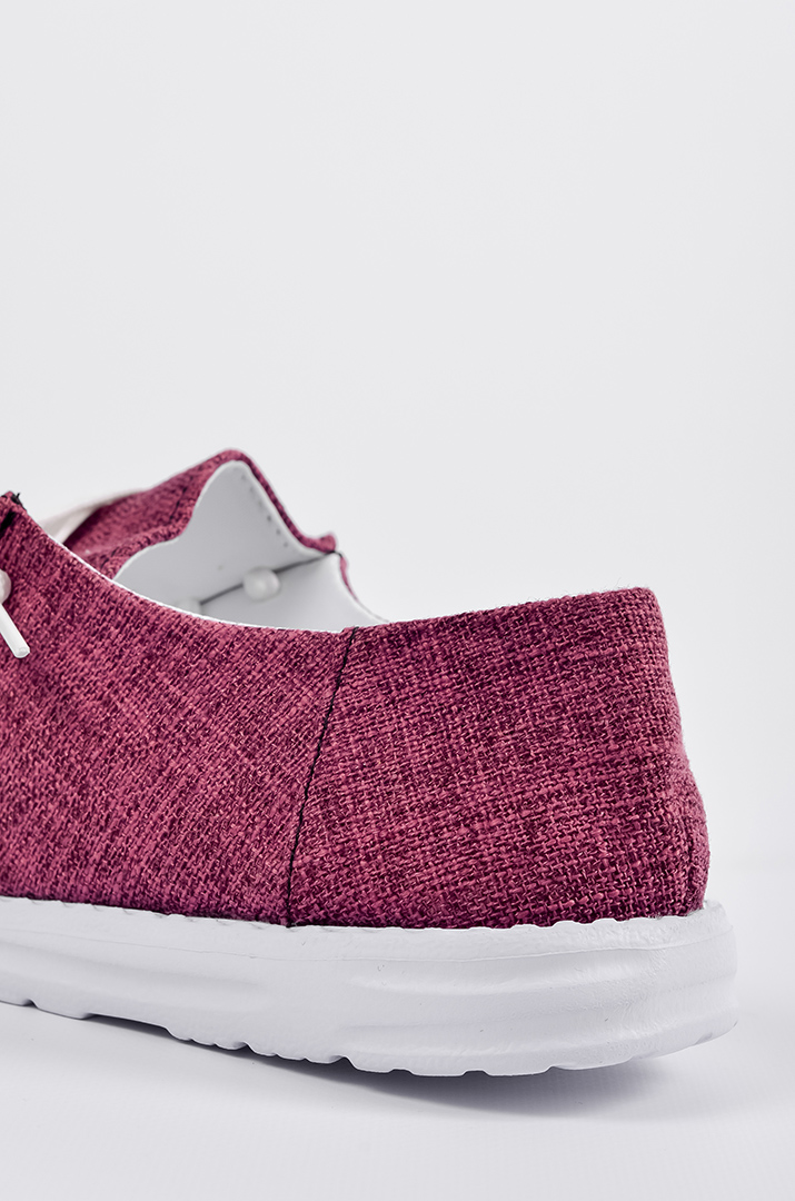 Мокасини бузкового кольору великих розмірів