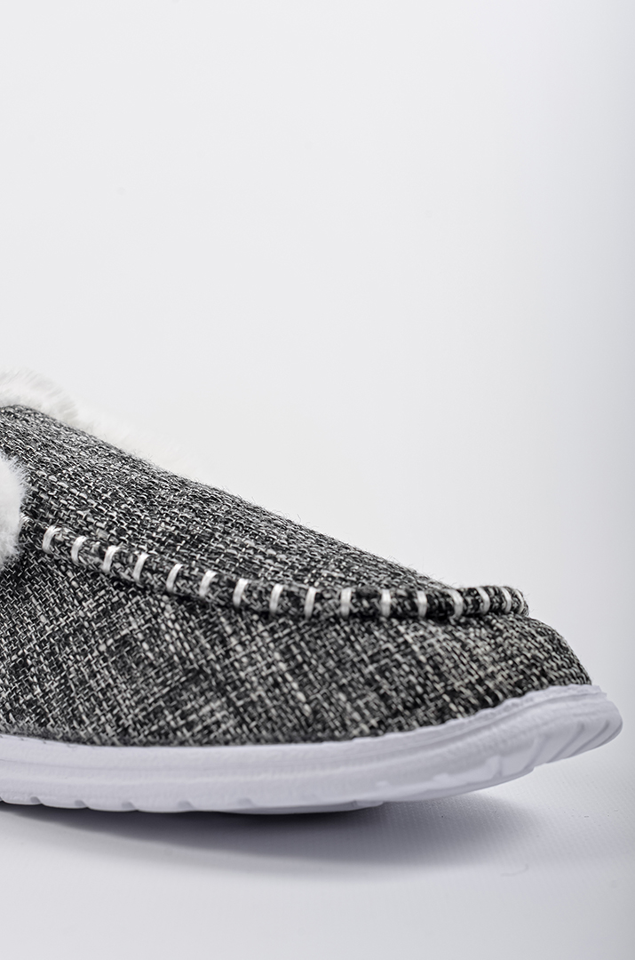 Сірі текстильні мокасини з екохутром великих розмірів
