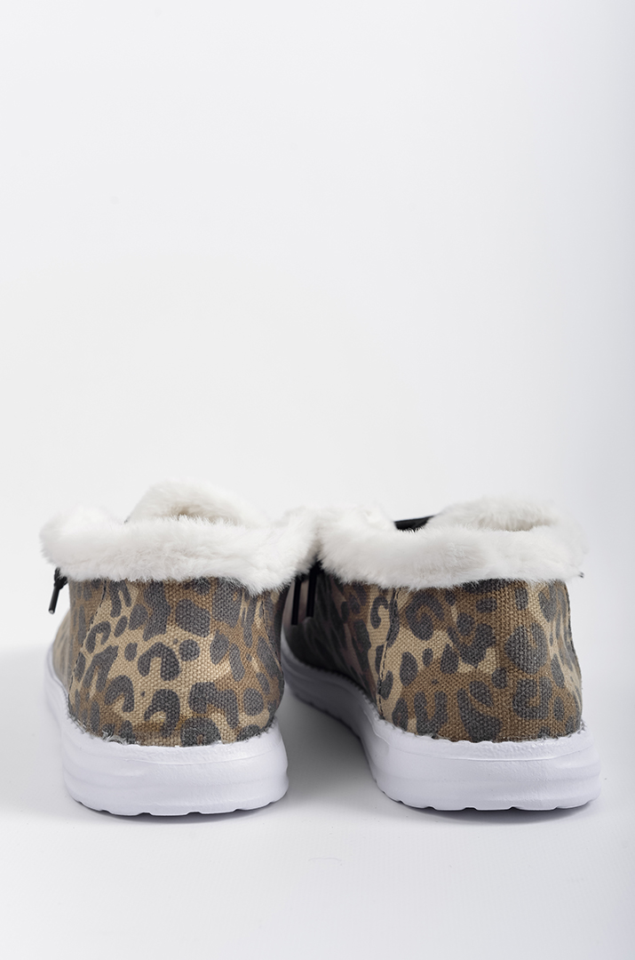 Мокасини з леопардовим принтом та екохутром великих розмірів